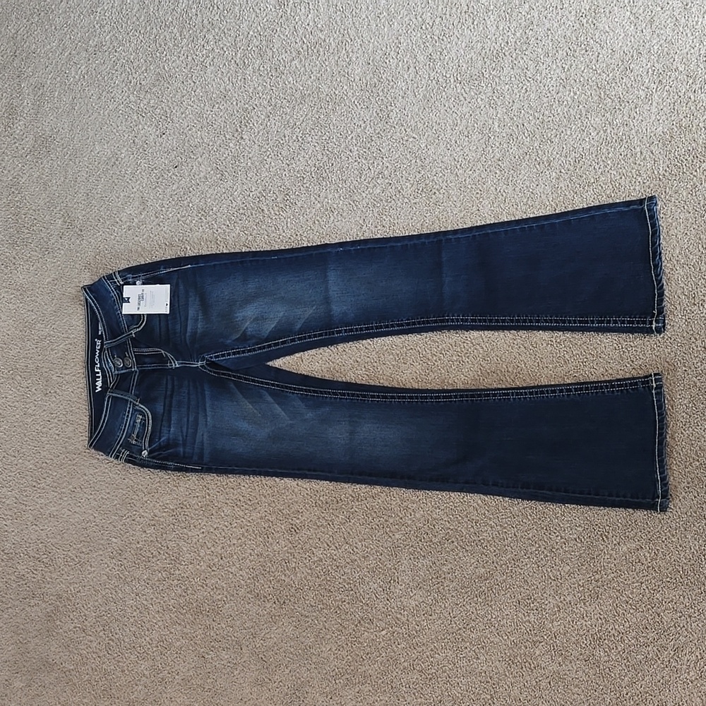 Wallflower Bootcut Heidi Jeans